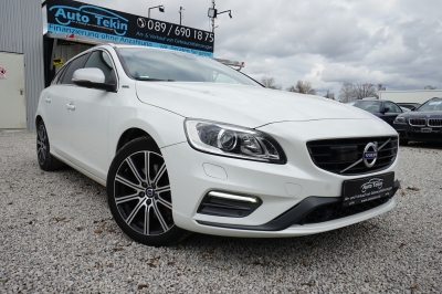 Volvo V60 D6 AWD Twin Engine Momentum R-Design Hybrid