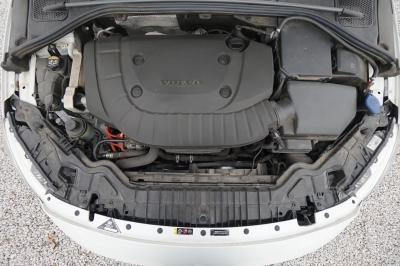 Volvo V60 D6 AWD Twin Engine Momentum R-Design Hybrid