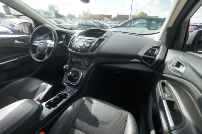 Ford Kuga 2.0 TDCi 4x4 Titanium |Winter-Paket| |LED|