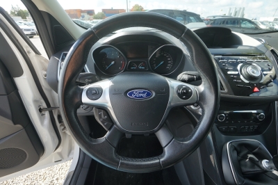 Ford Kuga 2.0 TDCi 4x4 Titanium |Winter-Paket| |LED|