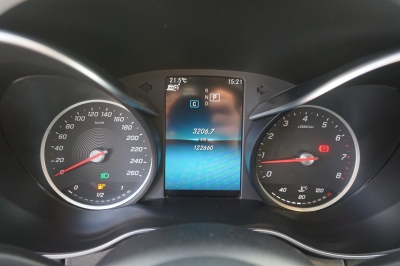 Mercedes-Benz C 300 Avantgarde 9G-Aut. |LED| |Park-Assistent|