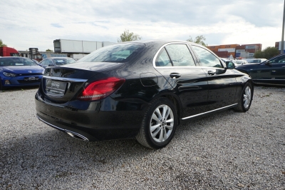 Mercedes-Benz C 300 Avantgarde 9G-Aut. |LED| |Park-Assistent|