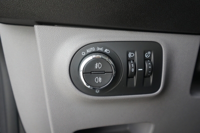 Opel Corsa E 1.4 Innovation |KD l&uuml;ckenlos| |Bi-Xenon|