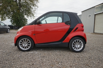 Smart ForTwo coupé 1.0 Basis |73.924 km| |Pano| |84 PS