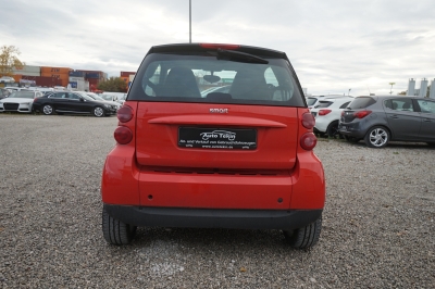 Smart ForTwo coupé 1.0 Basis |73.924 km| |Pano| |84 PS
