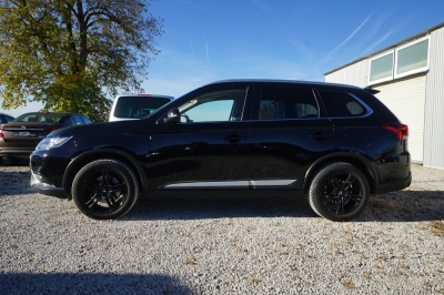 Mitsubishi Outlander 2.0 Diamant Edition+ 2WD CVT-Automatik
