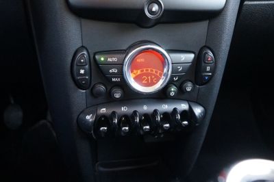 MINI Cooper 1.6 |8-fach bereift| |Tempomat| |Klima|