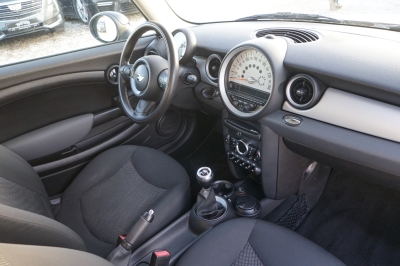 MINI Cooper 1.6 |8-fach bereift| |Tempomat| |Klima|