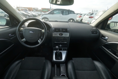 Ford Mondeo 2.2 TDCi Titanium X |Tempomat| |Xenon|