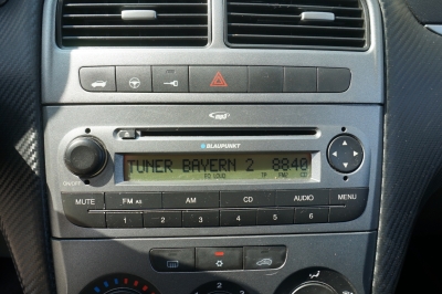 Fiat Grande Punto 1.4 8V |1.Hand| |Einparkhilfe|