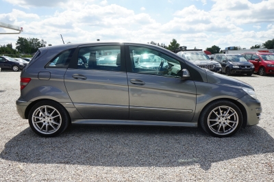Mercedes-Benz B 200 CDI Aut. |Park-Assistent| |Navi+Bluetooth|