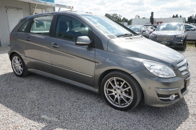 Mercedes-Benz B 200 CDI Aut. |Park-Assistent| |Navi+Bluetooth|