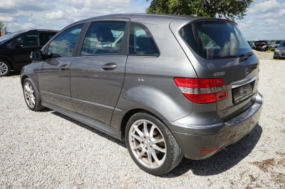 Mercedes-Benz B 200 CDI Aut. |Park-Assistent| |Navi+Bluetooth|