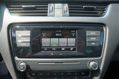 Skoda Octavia Combi 1.4 TSI |KD l&uuml;ckenlos| |Bi-Xenon|