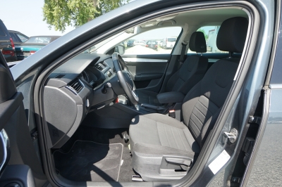 Skoda Octavia Combi 1.4 TSI |KD l&uuml;ckenlos| |Bi-Xenon|