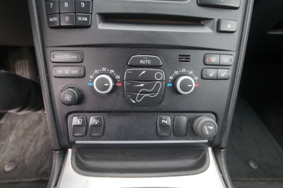 Volvo XC90 2.4 D5 AWD Edition (7 Sitze) |Automatik| 