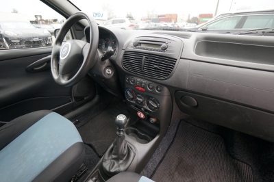 Fiat Punto 1.2 8V Dynamic |8-fach bereift| |Klima|