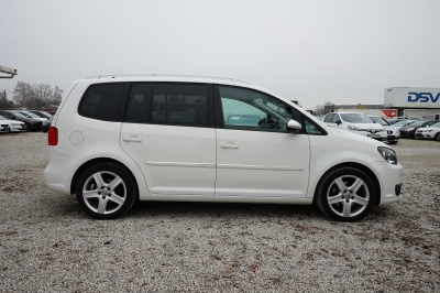 VW Touran 2.0 TDI DSG Highline |AHK| |Navigation|