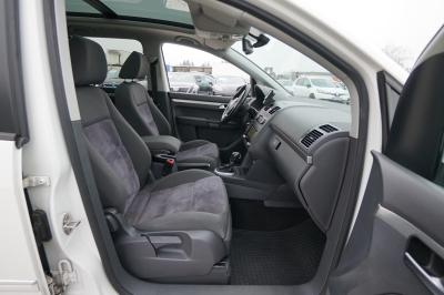 VW Touran 2.0 TDI DSG Highline |AHK| |Navigation|