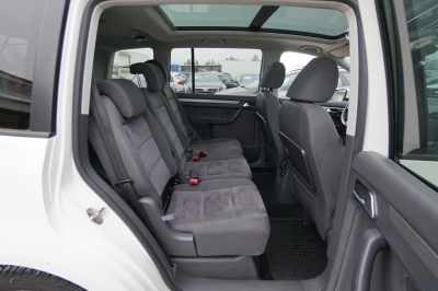 VW Touran 2.0 TDI DSG Highline |AHK| |Navigation|