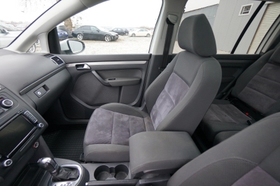 VW Touran 2.0 TDI DSG Highline |AHK| |Navigation|