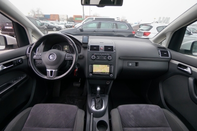 VW Touran 2.0 TDI DSG Highline |AHK| |Navigation|