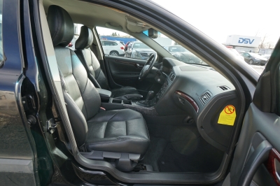 Volvo V70 2.4 D Automatik |HU/AU: 04/27| |ZR 2022 NEU|