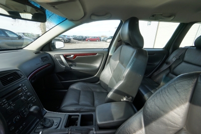 Volvo V70 2.4 D Automatik |HU/AU: 04/27| |ZR 2022 NEU|