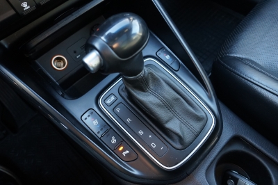 Kia Carens 1.7 CRDi Spirit Autom. |7-Sitzer| |AHK|