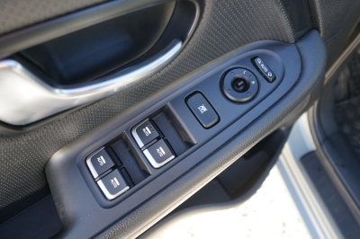 Kia Carens 1.7 CRDi Spirit Autom. |7-Sitzer| |AHK|