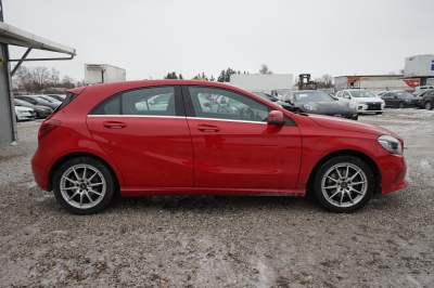 Mercedes-Benz A 160 Score |LED| |Camera| |Tempo| |Park-Assist|