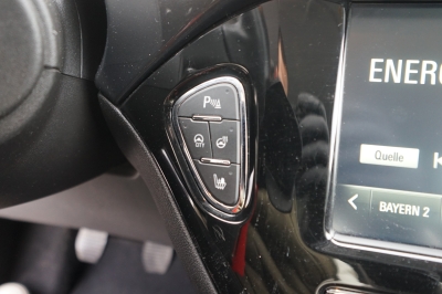 Opel Corsa E 1.4 Innovation |KD l&uuml;ckenlos| |Bi-Xenon|