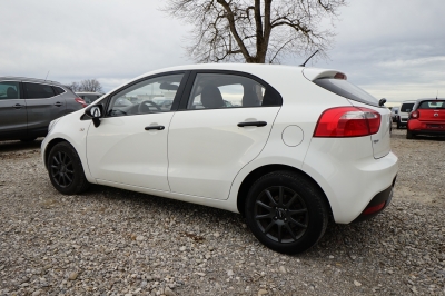 Kia Rio 1.2 |1.Hd| |KD l&uuml;ckenlos| |Inspektion NEU|