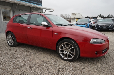 Alfa Romeo 147 1.6 TS Black Line |HU: NEU| |Klimaautomatik|