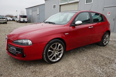 Alfa Romeo 147 1.6 TS Black Line |HU: NEU| |Klimaautomatik|