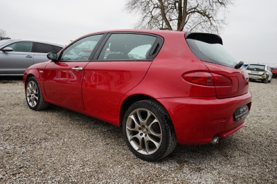 Alfa Romeo 147 1.6 TS Black Line |HU: NEU| |Klimaautomatik|