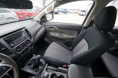 Mitsubishi L200 2.4 DI-D Doppelkabine 4WD |Hardtop| |3,5t|