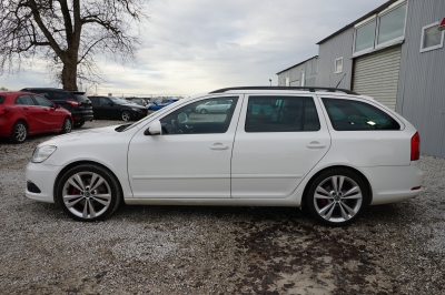 Skoda Octavia Combi RS |Leder| |Xenon| |8-fach Alurad|