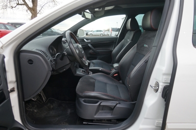 Skoda Octavia Combi RS |Leder| |Xenon| |8-fach Alurad|