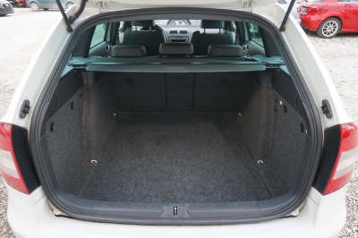 Skoda Octavia Combi RS |Leder| |Xenon| |8-fach Alurad|