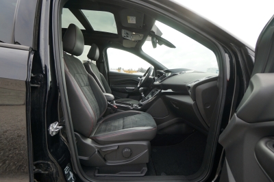 Ford Kuga 1.5 ST-Line |Pano| |Park-Assist| |KeyFree|