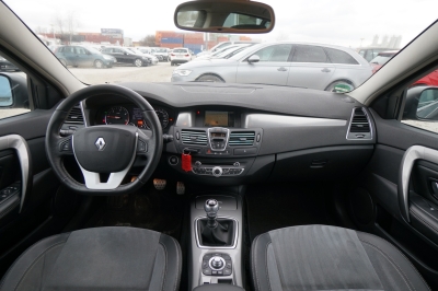 Renault Laguna 2.0 dCi Grandtour Expression |Xenon| |AHK