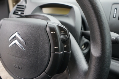 Citroen C4 1.6 Style |HU/AU NEU| |Tempomat| |aus 1.Hand|