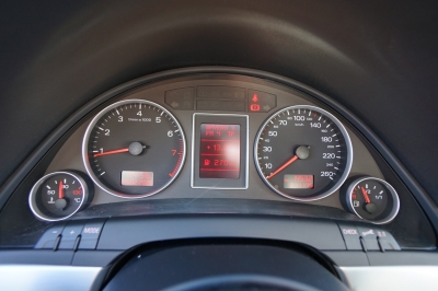 Audi A4 Avant 1.6 |HU:05/2027| |Tempomat| |Klimaauto|