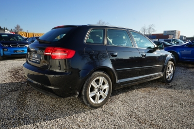 Audi A3 1.4 TFSI Attraction |Bi-Xenon| |HU:11/2027|