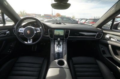 Porsche Panamera Turbo |Sport-Chrono| |ACC| |LED| |PDCC|