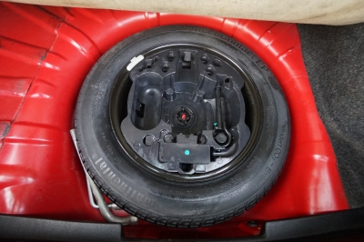 Renault Clio 1.1 Campus |Klimaanlage| |8-fach bereift|