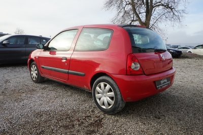 Renault Clio 1.1 Campus |Klimaanlage| |8-fach bereift|
