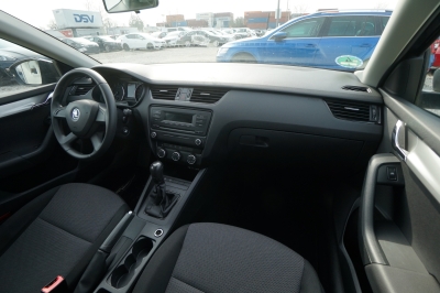 Skoda Octavia Combi 1.2 TSI Active |Klima| |Allwetter|