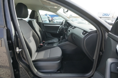 Skoda Octavia Combi 1.2 TSI Active |Klima| |Allwetter|